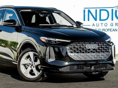 Certified 2025 Audi Q5 Premium w/ Premium Plus AWD/4WD image 5