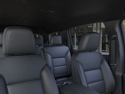 New 2026 Chevrolet Traverse LT image 24