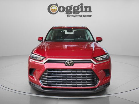 Certified 2024 Toyota Grand Highlander XLE image 2