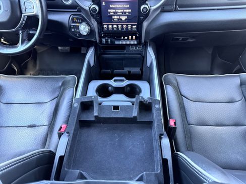 Used 2021 RAM 1500 Laramie AWD/4WD image 19