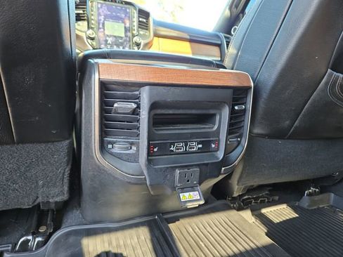 Used 2020 RAM 2500 Limited AWD/4WD image 36