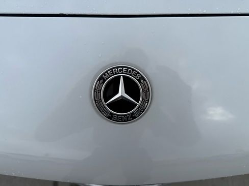 Used 2023 Mercedes-Benz C 300 Sedan image 7