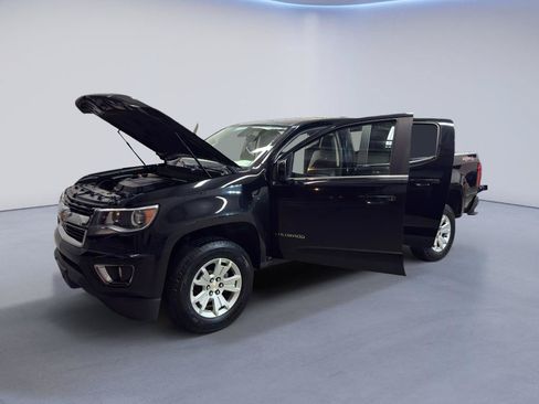 Used 2016 Chevrolet Colorado LT w/ LT Convenience Package AWD/4WD image 11