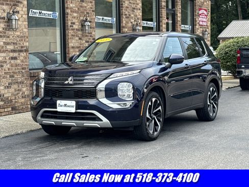 Used 2022 Mitsubishi Outlander SE AWD/4WD image 1