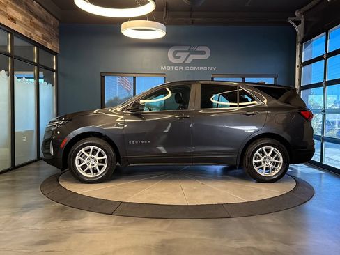 Used 2022 Chevrolet Equinox LT AWD/4WD image 6