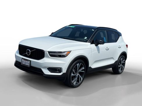 Used 2019 Volvo XC40 T5 R-Design AWD/4WD image 1