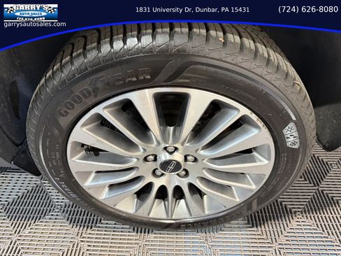 Used 2017 Lincoln MKC Reserve w/ Lincoln MKC Climate Package AWD/4WD image 10