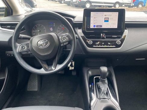 Used 2024 Toyota Corolla LE image 8