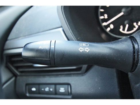 Used 2024 Nissan Altima 2.5 SR image 13