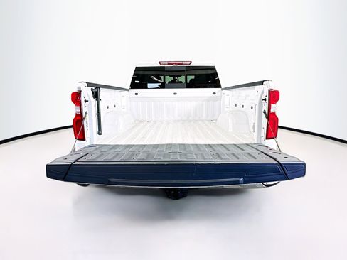 Used 2022 Chevrolet Silverado 1500 LTZ w/ LTZ Premium Package image 31