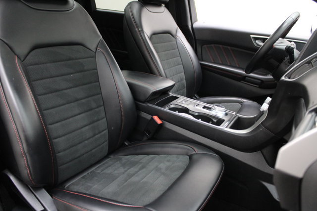 Certified 2024 Ford Edge ST-Line AWD/4WD image 5