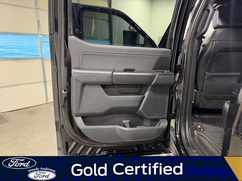 Certified 2022 Ford F150 XLT w/ Equipment Group 302A High image 25