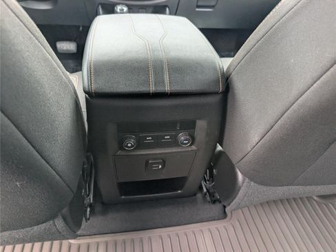 Used 2018 Chevrolet Traverse LT AWD/4WD image 20