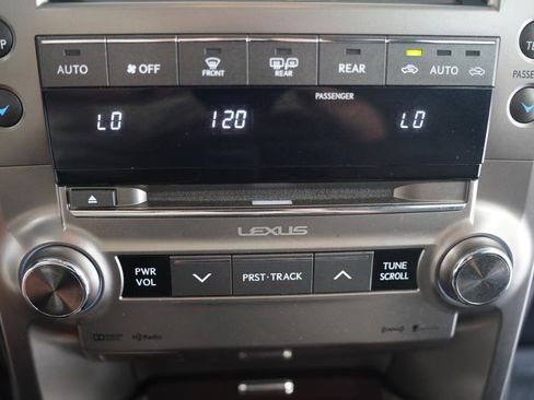 Used 2016 Lexus GX 460 w/ Premium Package AWD/4WD image 24