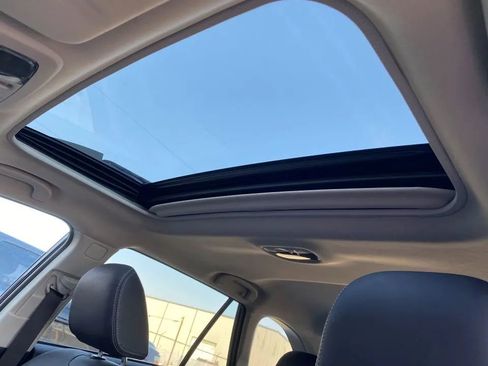 Used 2018 Subaru Outback 2.5i Limited w/ Popular Package #2 image 21