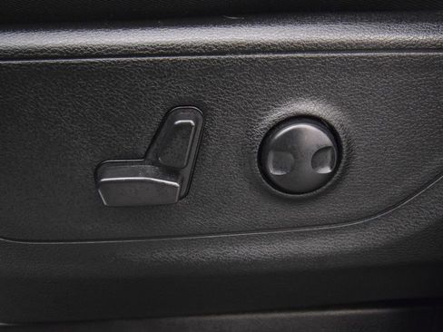 Used 2023 RAM 1500 Big Horn image 27