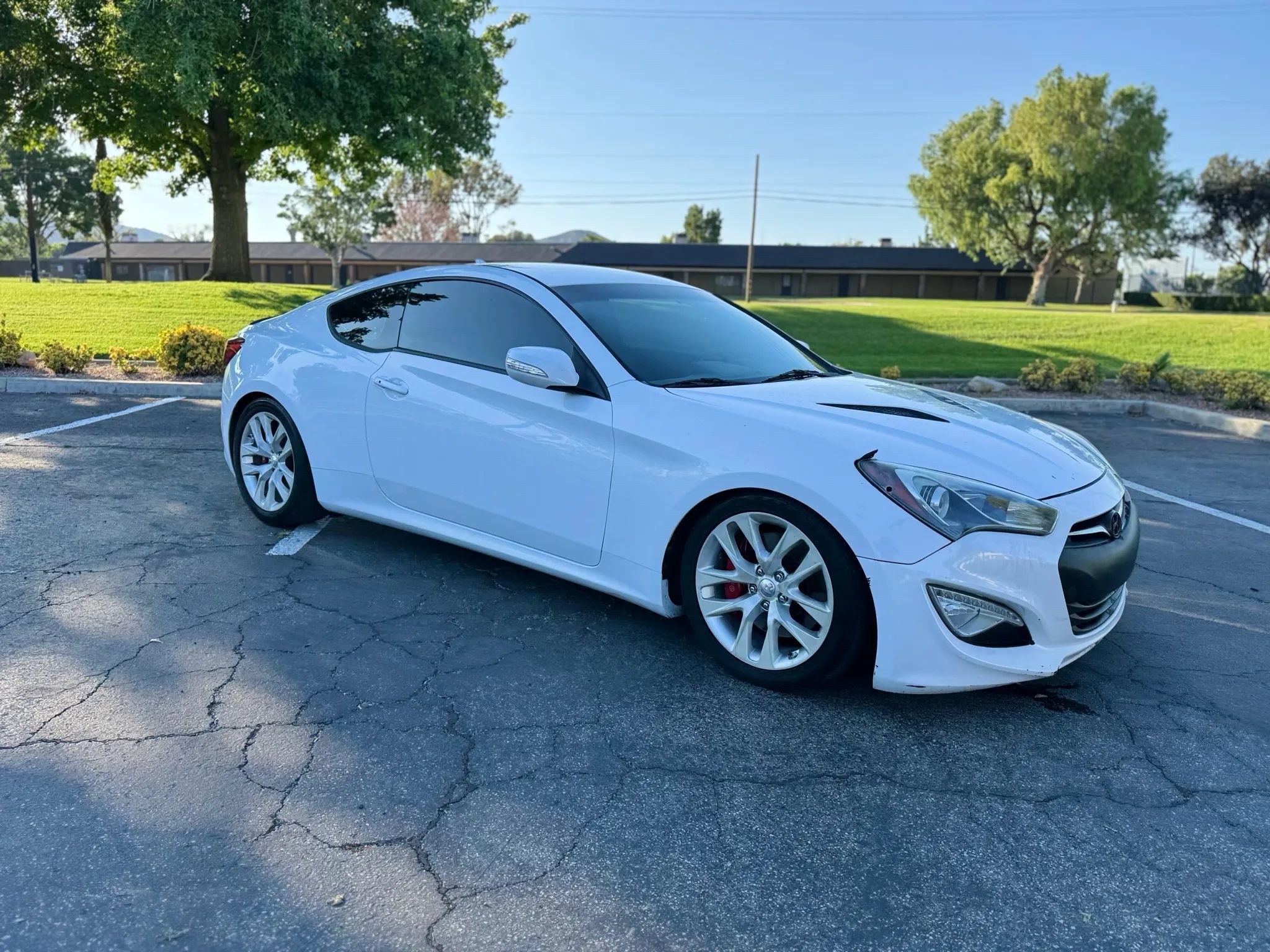 Used 2015 Hyundai Genesis 3.8 RWD image 31