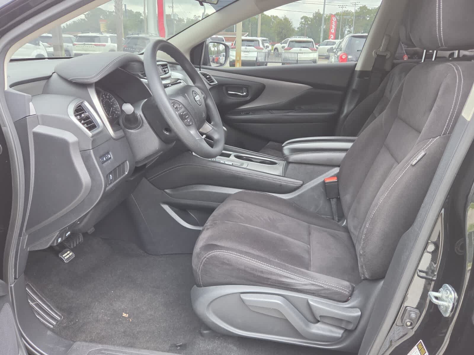 Used 2019 Nissan Murano S AWD/4WD image 3