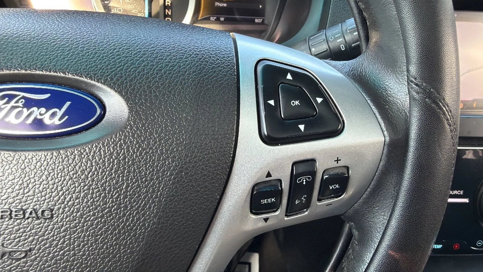 Used 2015 Ford Explorer Limited w/ Equipment Group 302A AWD/4WD image 24