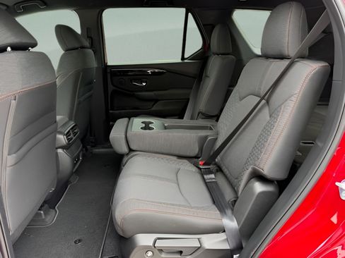 Used 2026 Honda Pilot Sport image 25