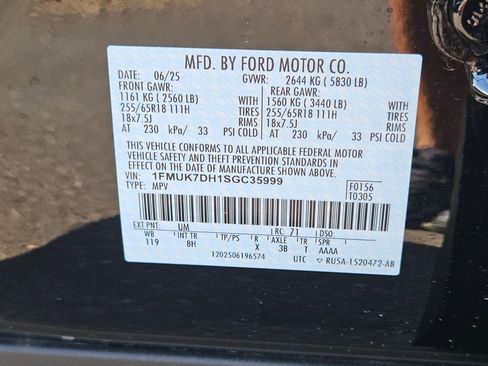 New 2025 Ford Explorer Active image 18