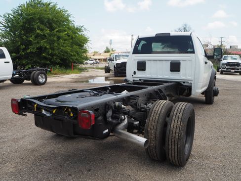 New 2025 RAM 4500 Tradesman image 7