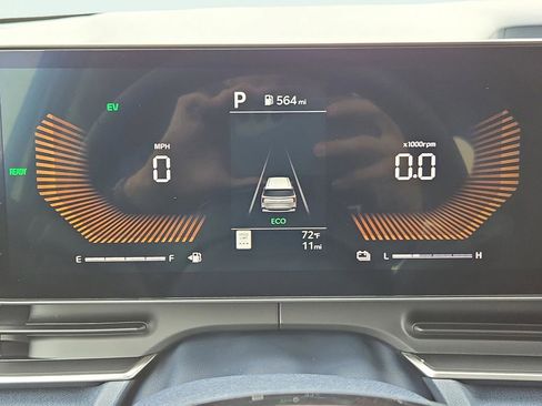 New 2026 Kia Carnival EX image 32