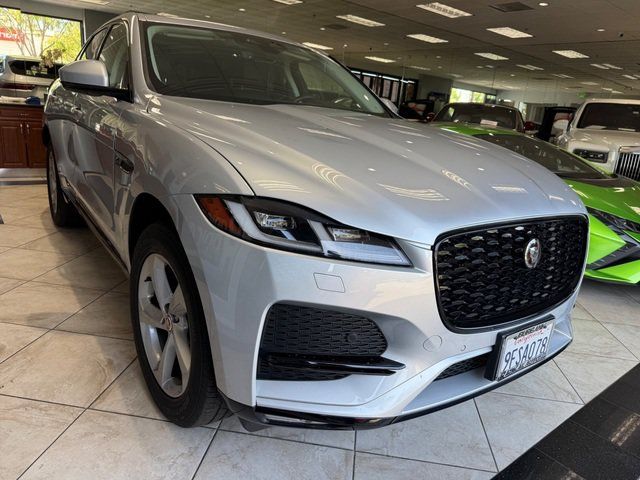 Used 2023 Jaguar F-PACE S AWD/4WD image 2