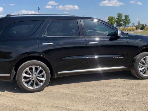 Certified 2023 Dodge Durango Citadel image 9