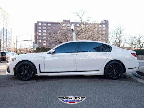 Used 2020 BMW 750i xDrive w/ Executive Package image 4