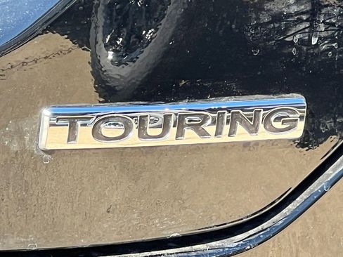 New 2026 Honda Pilot Touring image 9