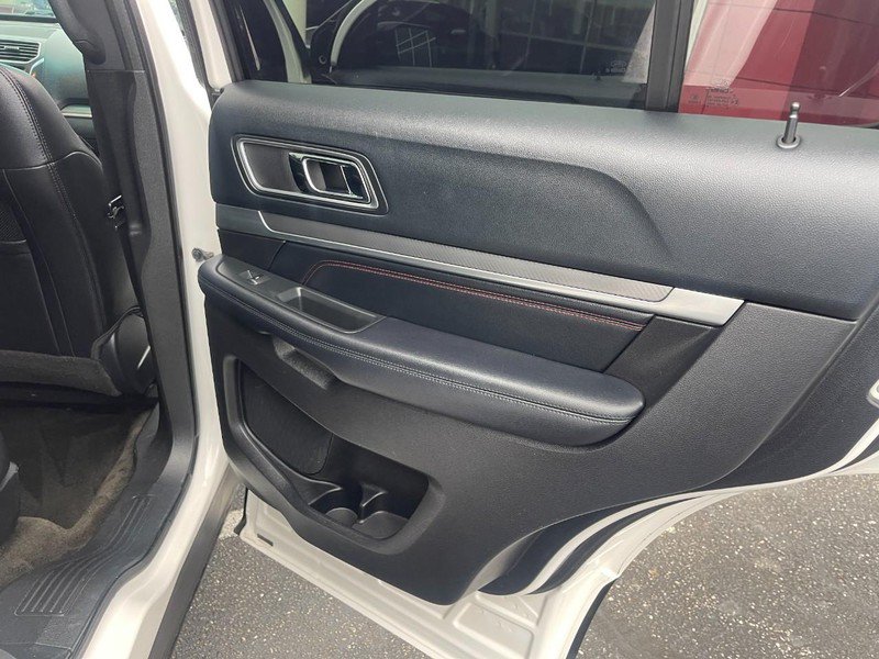 Used 2016 Ford Explorer Sport w/ Equipment Group 401A AWD/4WD image 10