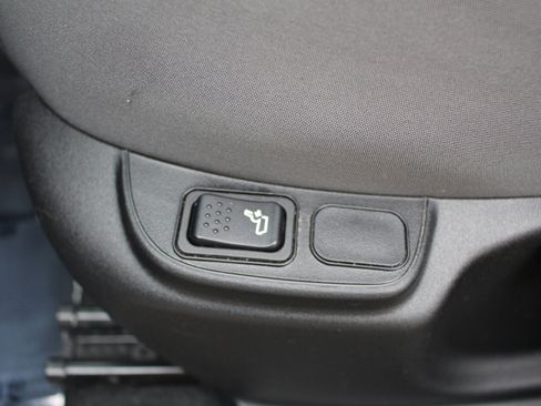 Used 2014 FIAT 500L Trekking w/ Popular Equipment Group image 16