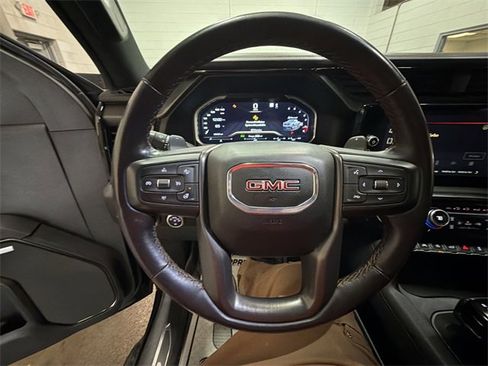 Certified 2022 GMC Sierra 1500 AT4 w/ AT4 Preferred Package image 14