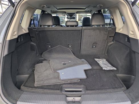 Used 2023 Nissan Rogue Platinum w/ Platinum Premium Package image 10