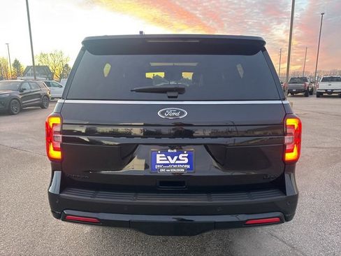 Used 2024 Ford Expedition Max Limited image 4
