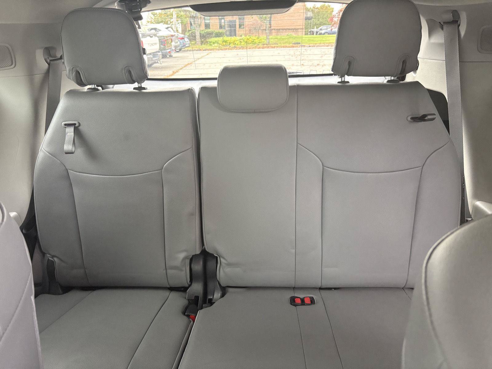 Used 2024 Toyota Sienna XLE w/ XLE Plus Package AWD/4WD image 25