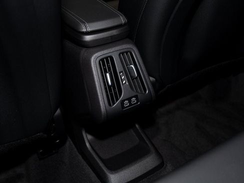 New 2025 BMW X1 xDrive28i w/ Premium Package image 36