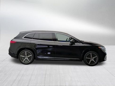 Used 2023 Mercedes-Benz EQS 580 4MATIC SUV image 4