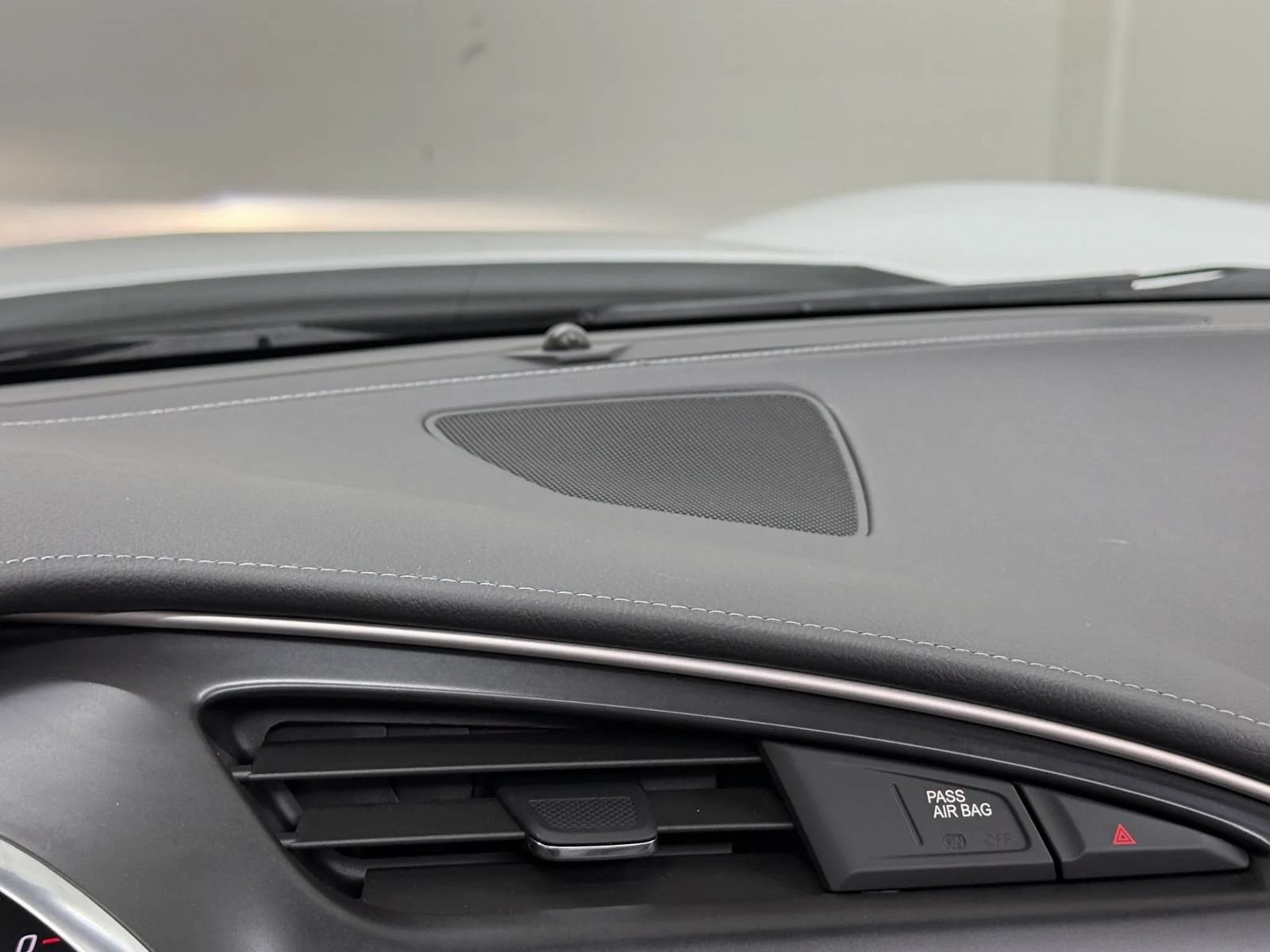 Used 2019 Chevrolet Corvette Stingray Coupe RWD image 22