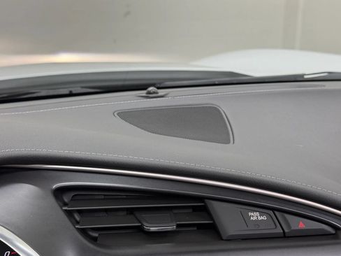 Used 2019 Chevrolet Corvette Stingray Coupe RWD image 22