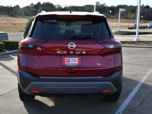 Used 2021 Nissan Rogue SL image 4