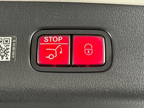 Certified 2026 Mercedes-Benz GLC 300 GLC 300 image 21