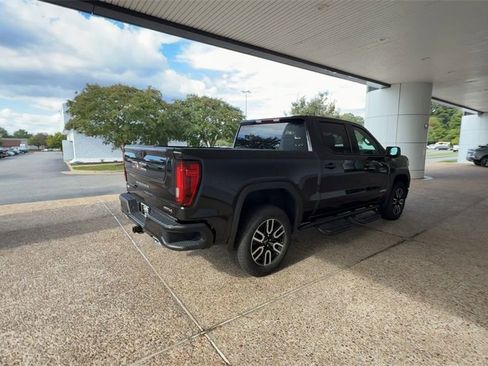 Certified 2025 GMC Sierra 1500 AT4 image 8