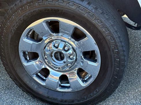 Used 2024 Ford F350 Lariat image 7