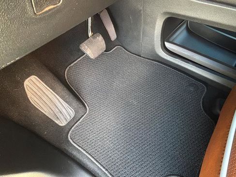 New 2026 Chrysler Pacifica Pinnacle image 52