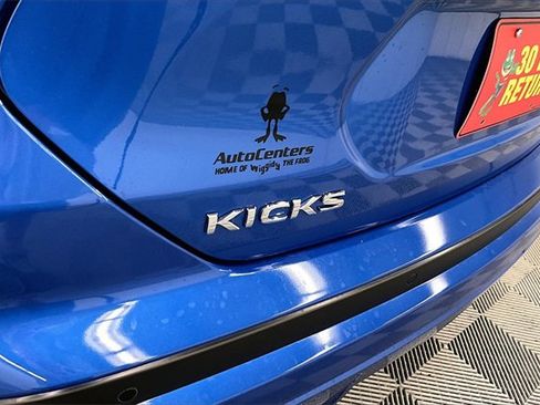 New 2025 Nissan Kicks Play S image 18