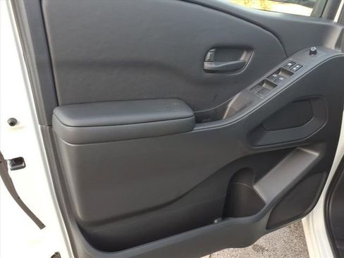 New 2026 Nissan Frontier SV w/ SV Convenience Package RWD image 7