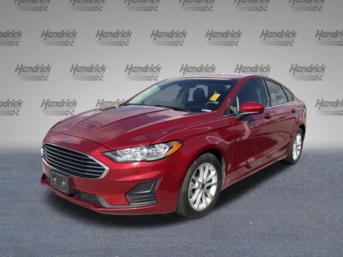 Used 2020 Ford Fusion SE image 8
