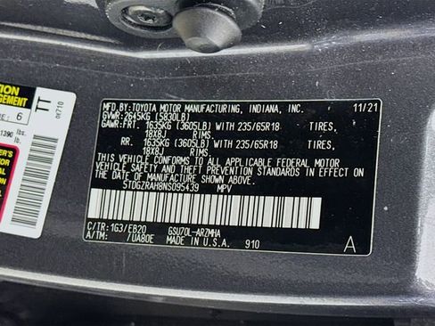 Used 2022 Toyota Highlander XLE image 36